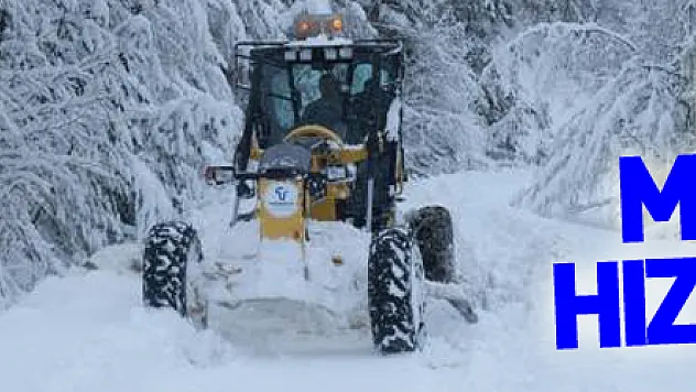 Tekkeköy'de karla mücadele hız kesmiyor