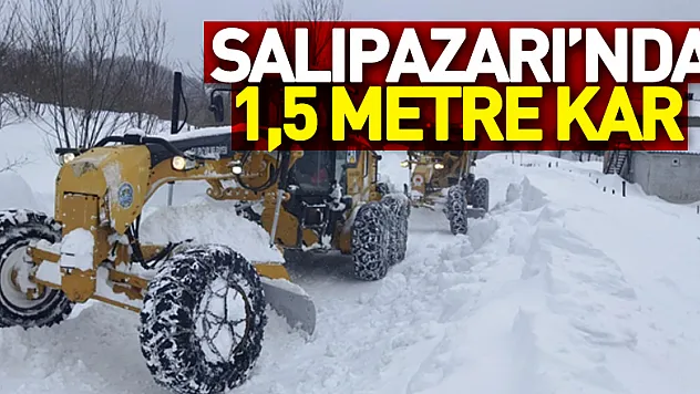 Salıpazarı'nda 1,5 metre kar