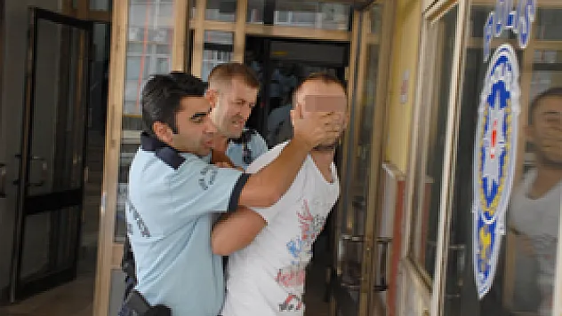 Oğlunun gözü önünde kurşunladı!