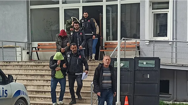 Bafra'da uyuşturucu operasyonu: 4 gözaltı