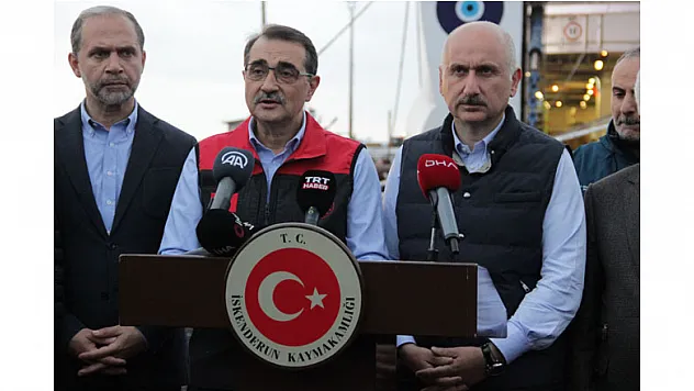 Bakan Dönmez: 'Deprem bölgesinde elektrik ve doğalgaz altyapısında sorun bitti'