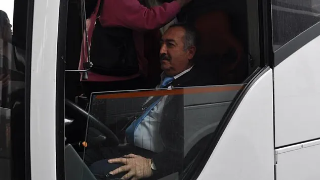 30 yılda 2 kez oy kullandı