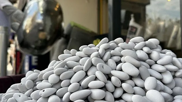 Pancar şekerinden yapılıyor, Ramazan ayında 15 ton tüketiliyor