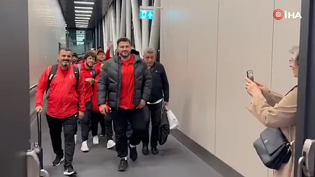 Grekoromen Güreş Milli Takımı yurda döndü