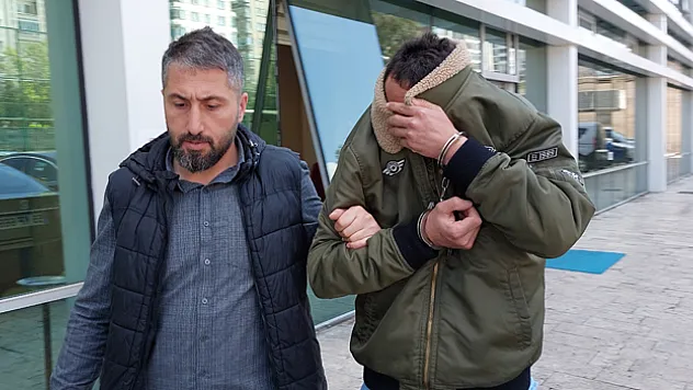 Kapkaç yöntemiyle altın çalan zanlı tutuklandı