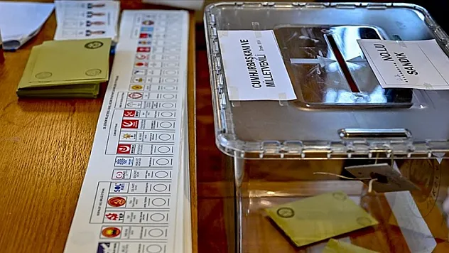 Yurt dışına kayıtlı seçmenler oy vermeye başladı