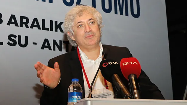 Prof. Dr. Ömer Özkan: 'Yüz, kol ve rahim nakillerinde dünyada tek merkeziz'