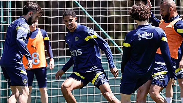 Fenerbahçe, Sivasspor maçının hazırlıklarını tamamladı