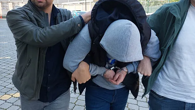 Tartıştığı kız arkadaşını silahla yaralayan şahıs tutuklandı