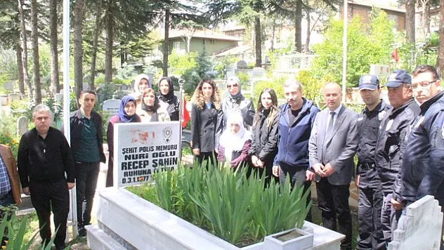 Kastamonu Emniyet Müdürlüğü şehit memurunu Havza'da andı
