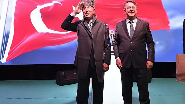 Bakan Akar: 'Suriye'nin kuzeyinde dün akşam 8 terörist etkisiz hale getirildi'