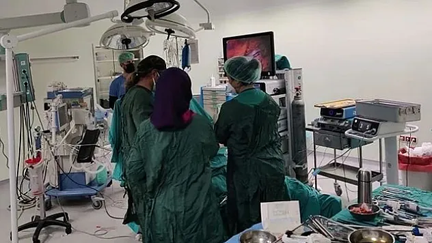 Obezite cerrahisinde 'belge' zorunluluğu ve beden kitle indeksi şartı