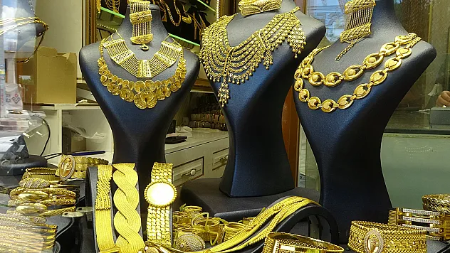 Siirt'te kuyumculardan vatandaşlara sahte altın uyarısı