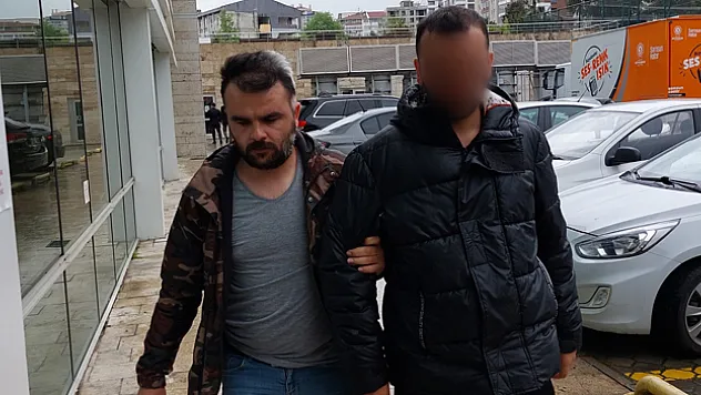 Halı saha maçında çene kıran kavga: 3 gözaltı