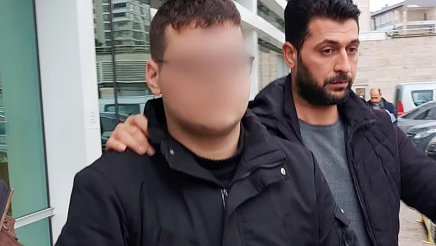 Samsun'da okulda annesini öldüren gencin yargılanması