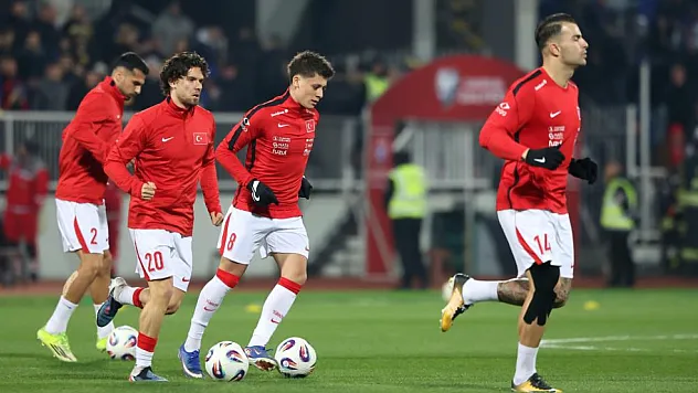 A Milli Futbol Takımı 3 değişiklikle sahaya çıktı
