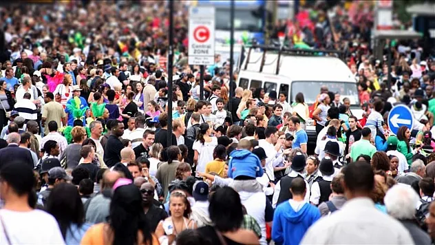 AB'nin nüfusu 450 milyonu aştı