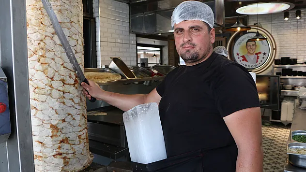 Adana sıcağına buzlu çözüm