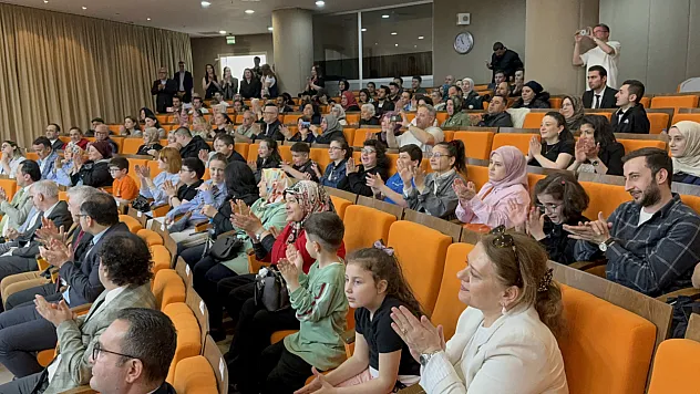Adliyede alkışlar 'özel' veliler için yükseldi!