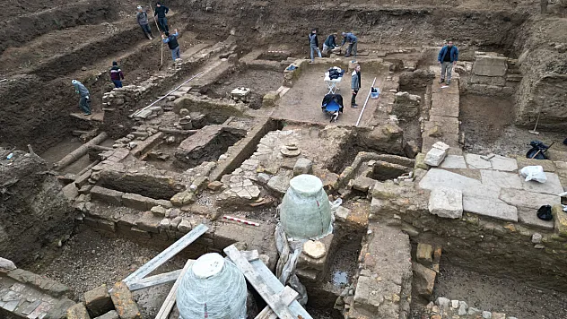 Adramytteion'da Roma villasının izleri ortaya çıkarıldı