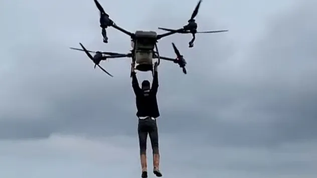 Adrenalin Tavan Yaptı! Çiftçi dronla tarlada uçuşa geçti