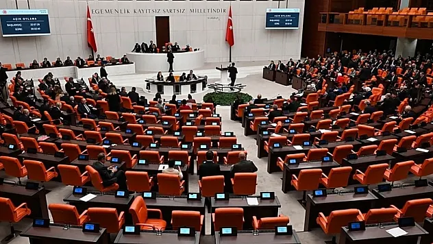 Af çıkacak mı, infaz düzenlemesi var mı? İşte 12. Yargı Paketi Maddeleri ve içeriği