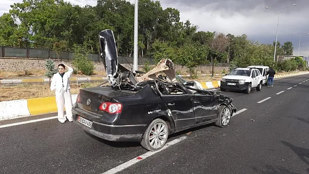 Ağrı'da feci trafik kazası