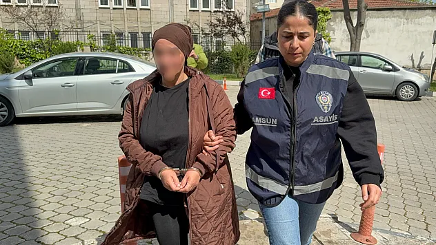 Aile içi ihanet: Teyze, yeğeninin Altınlarıyla araba aldı!