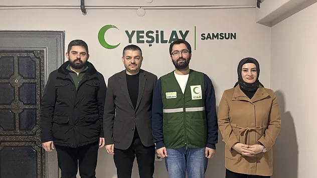 AK Parti İlkadım Teşkilatından Yeşilay'a ziyaret