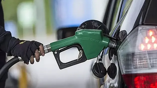 Akaryakıta büyük zam! Motorin fiyatı 90 TL'ye dayandı