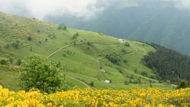 Akdağ Yaylası Doğaseverleri Büyülüyor