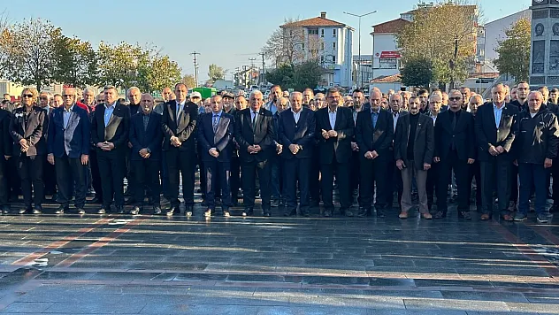 Alaçam'da 10 Kasım töreni