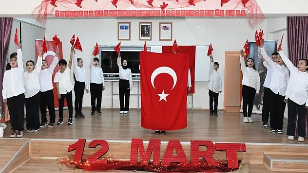 Alaçam'da İstiklal Marşı ve Mehmet Akif Ersoy anıldı
