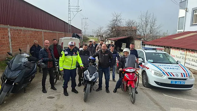 Alaçam'da Motosiklet sürücülerine trafik eğitimi