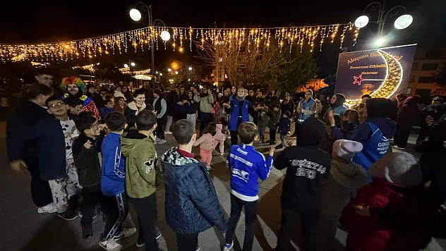 Alaçam'da şenlik var! Yüz boyama, oyunlar ve yarışmalar