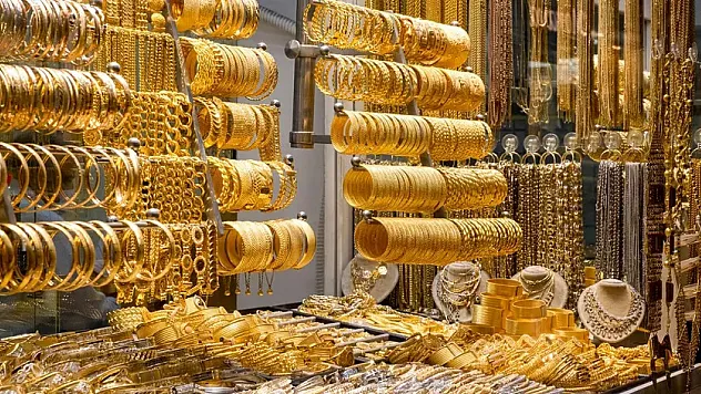 Altın fiyatları 1 Nisan 2026'ya nasıl başladı?
