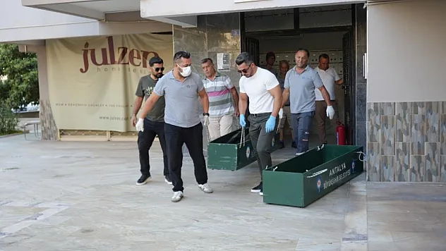 Antalya'da anne-kızın şüpheli ölümü: Cenazeleri Adli Tıp'a gönderildi