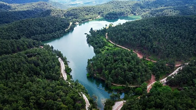 Antalya'daki Ekşili Göleti son yağışlarla yeniden canlandı