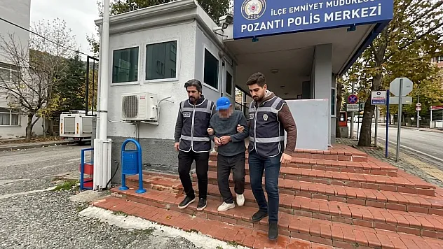 Aralarında Samsun'un da bulunduğu illerde aranan dolandırıcılık firarisi çalıntı araçta yakalandı