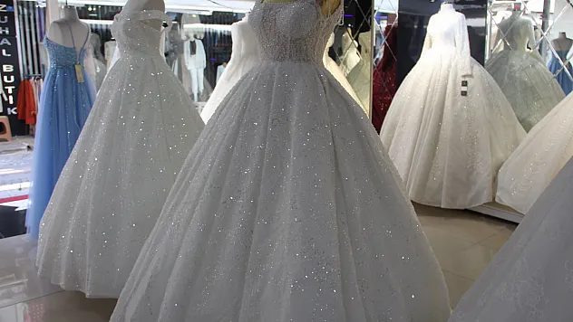 Artık gelinlik provaları değil, hesap kitap yapılıyor