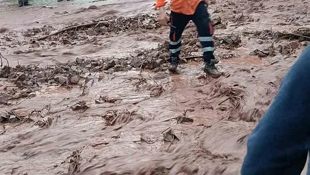 Artvin'de dereler taştı