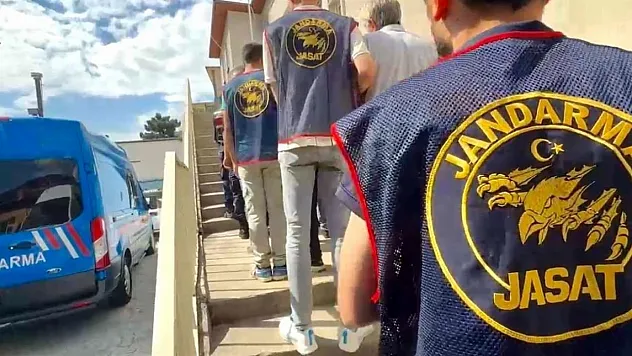 Artvin merkezli operasyonda 7 tutuklama