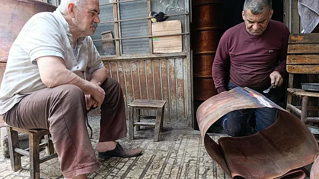 Asırlık meslekler son ustaların ellerinde yaşatılıyor