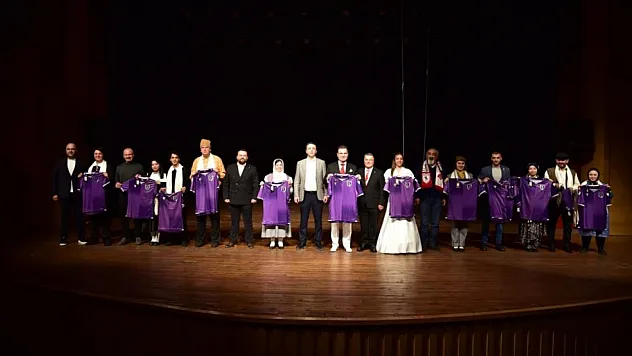 Atakum'da 23 Nisan coşkusu Samsunspor'un 60. yılıyla birleşti