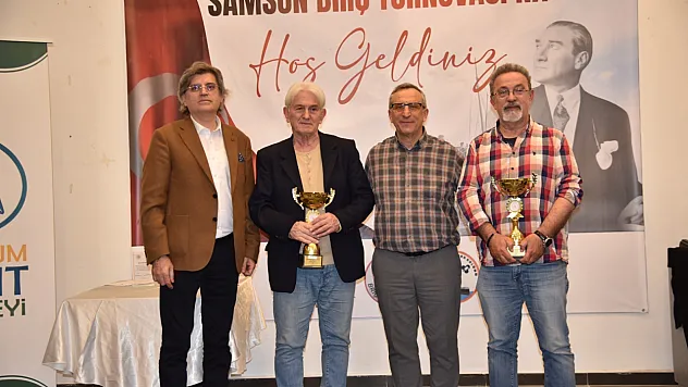 Atakum'da İlk Briç Turnuvasına Yoğun Katılım