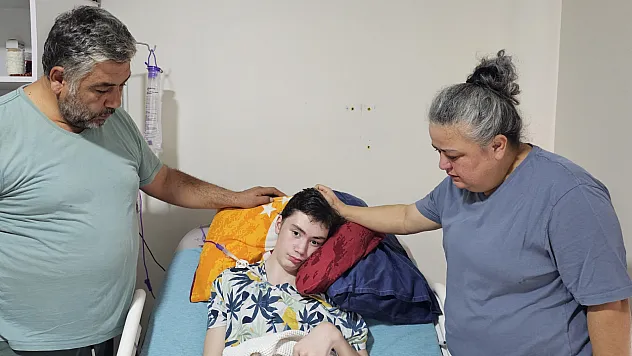 Ayağına bastın tartışması 15 yaşındaki Murat Duha'yı yatağa mahkum etti