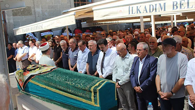 Ayşe Burma'ya Son Veda