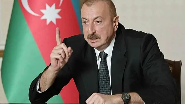 Azerbaycan'da başörtüsü kısıtlaması tartışma yarattı