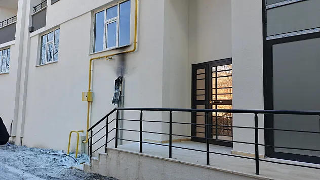 Bafra'da elektrik panosu yangını korkuttu