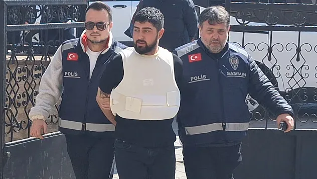 Bafra'da husumet kanlı bitti: Silahlı saldırgan yakalandı